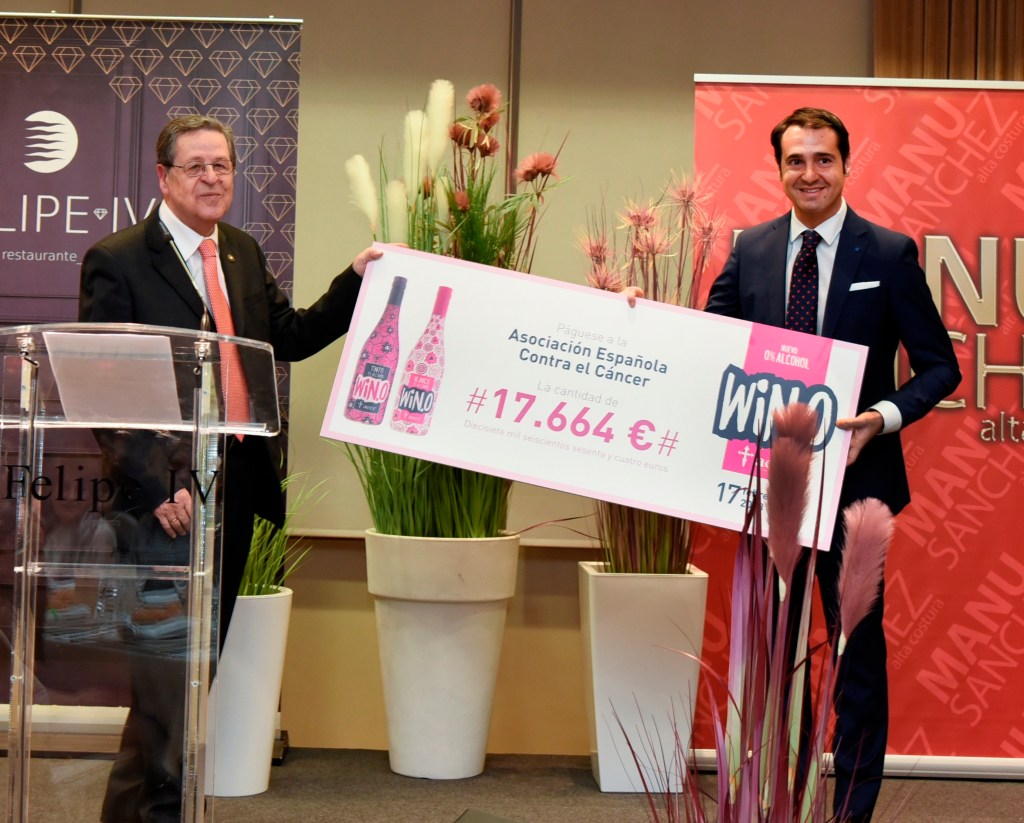 WIN, el vino sin alcohol, entrega a la AECC 17.664 euros de la campaña ‘WIN Contra el&nbsp;Cáncer’