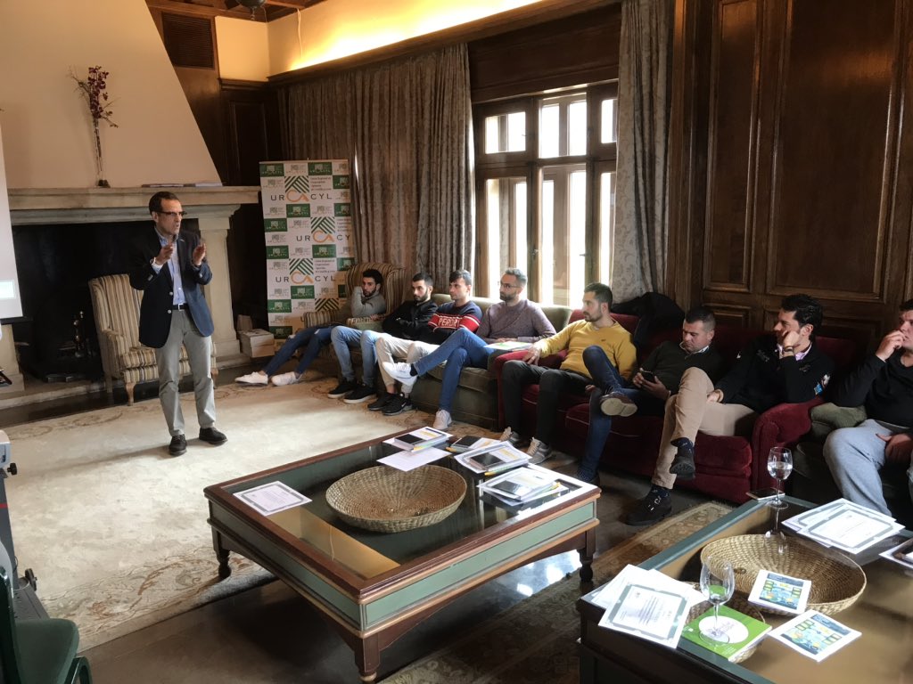 URCACYL FELICITA AL RESTO DE INTEGRANTES DE LA CADENA ALIMENTARIA EN ESTOS MOMENTOS DE&nbsp;DIFICULTADES