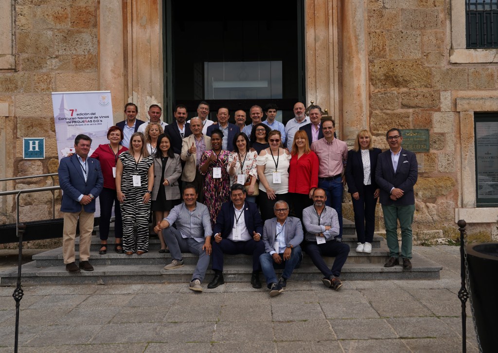 El ‘Flor de Chasna Naturalmente Dulce’, de Bodega Cumbres de Abona mejor vino de las pequeñas DO de&nbsp;España