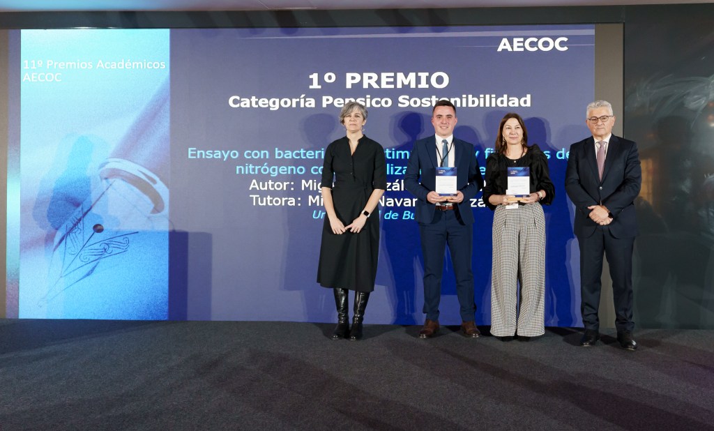 El burgalés Miguel González Mambrillas gana el Primer Premio PepsiCo a la Sostenibilidad por un trabajo con bacterias bioestimulantes y fijadoras de nitrógeno como&nbsp;fertilización