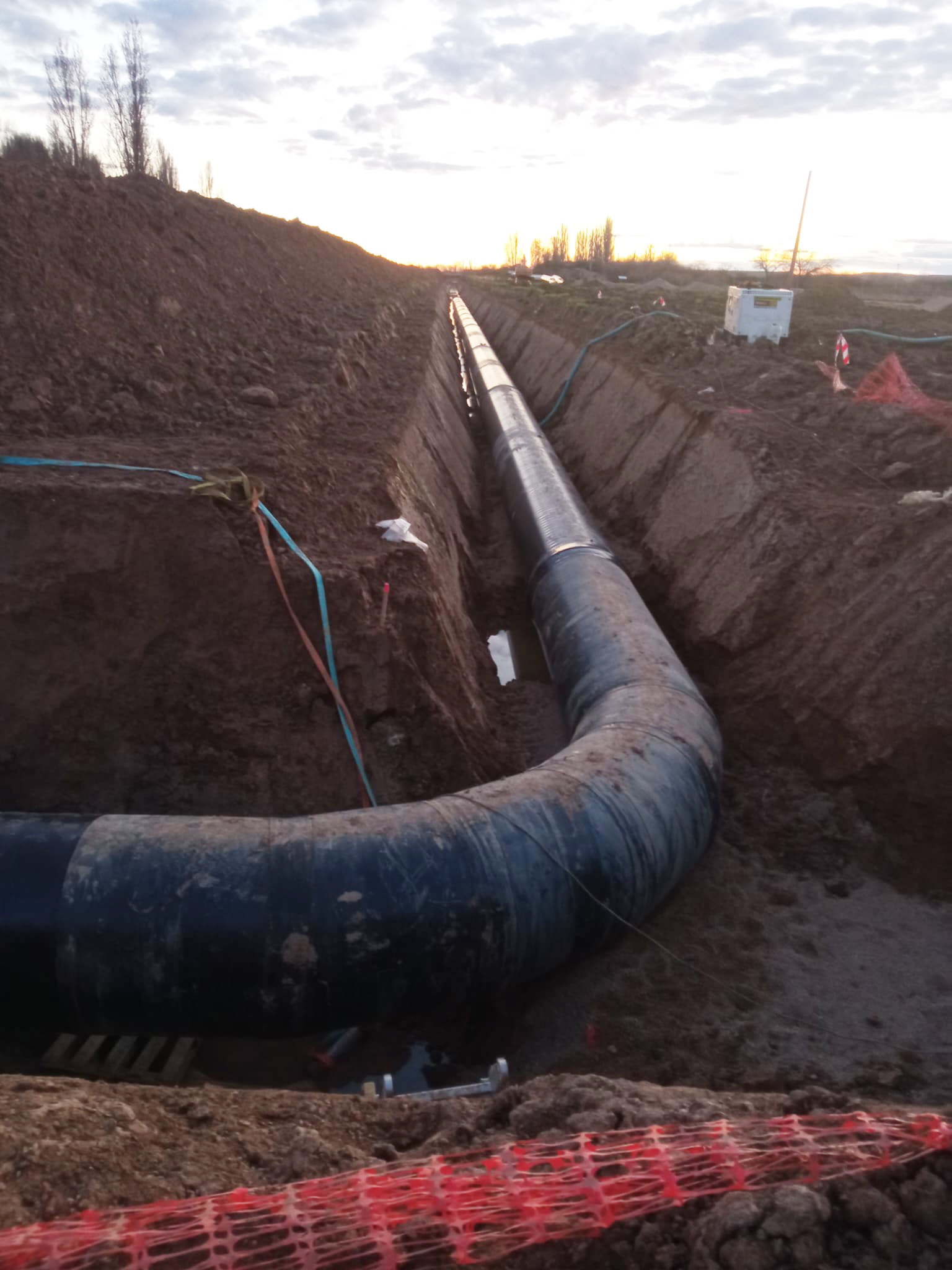 Los regantes del Canal Macías Picavea empiezan a ver la luz al final del túnel