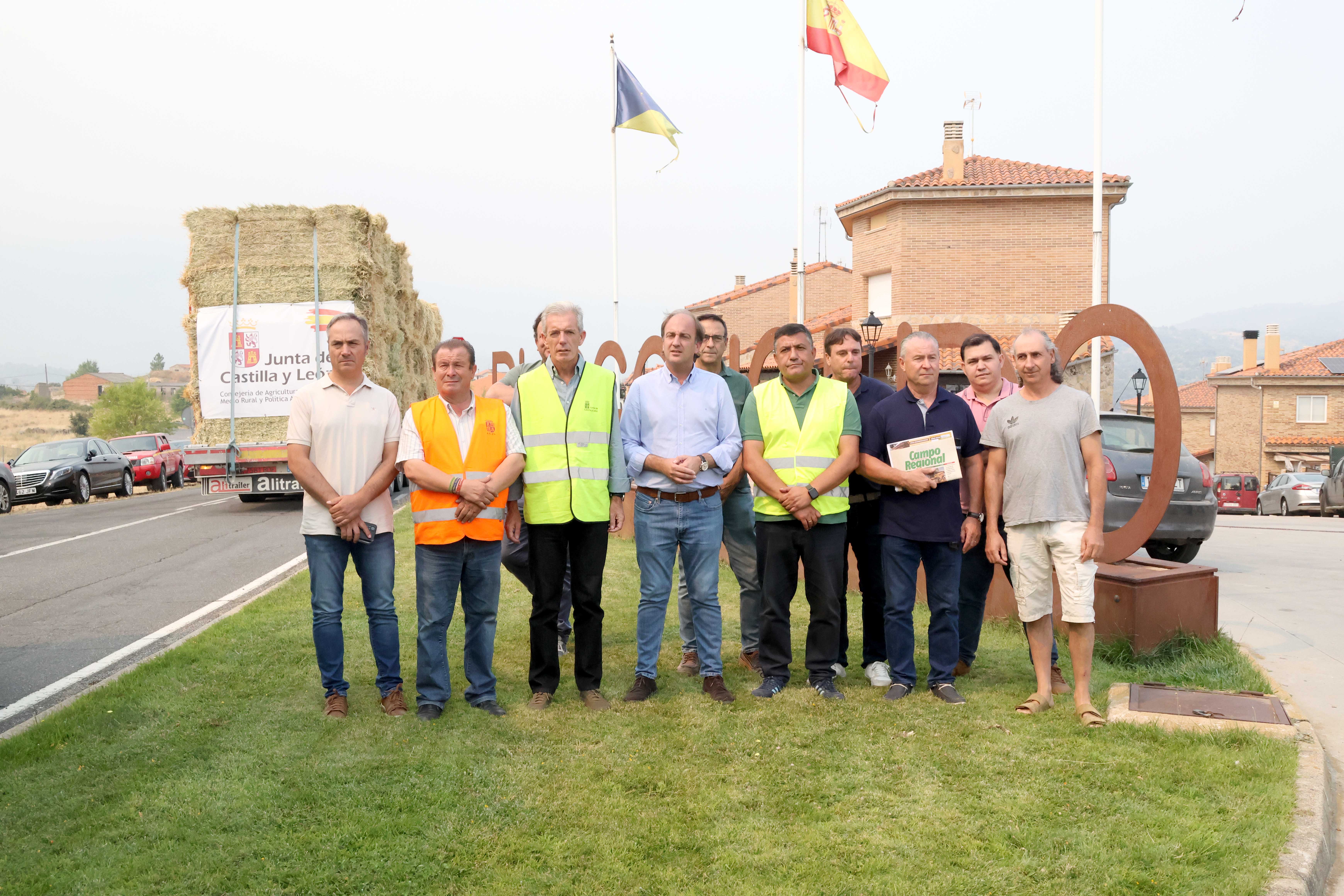 La Junta envía alimento y agua a las explotaciones ganaderas afectadas por el incendio de Ávila y prepara ayudas directas para agricultores, ganaderos y apicultores
